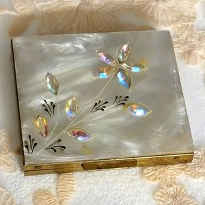 🌹Vintage Mother of Pearl & Crystal Compact